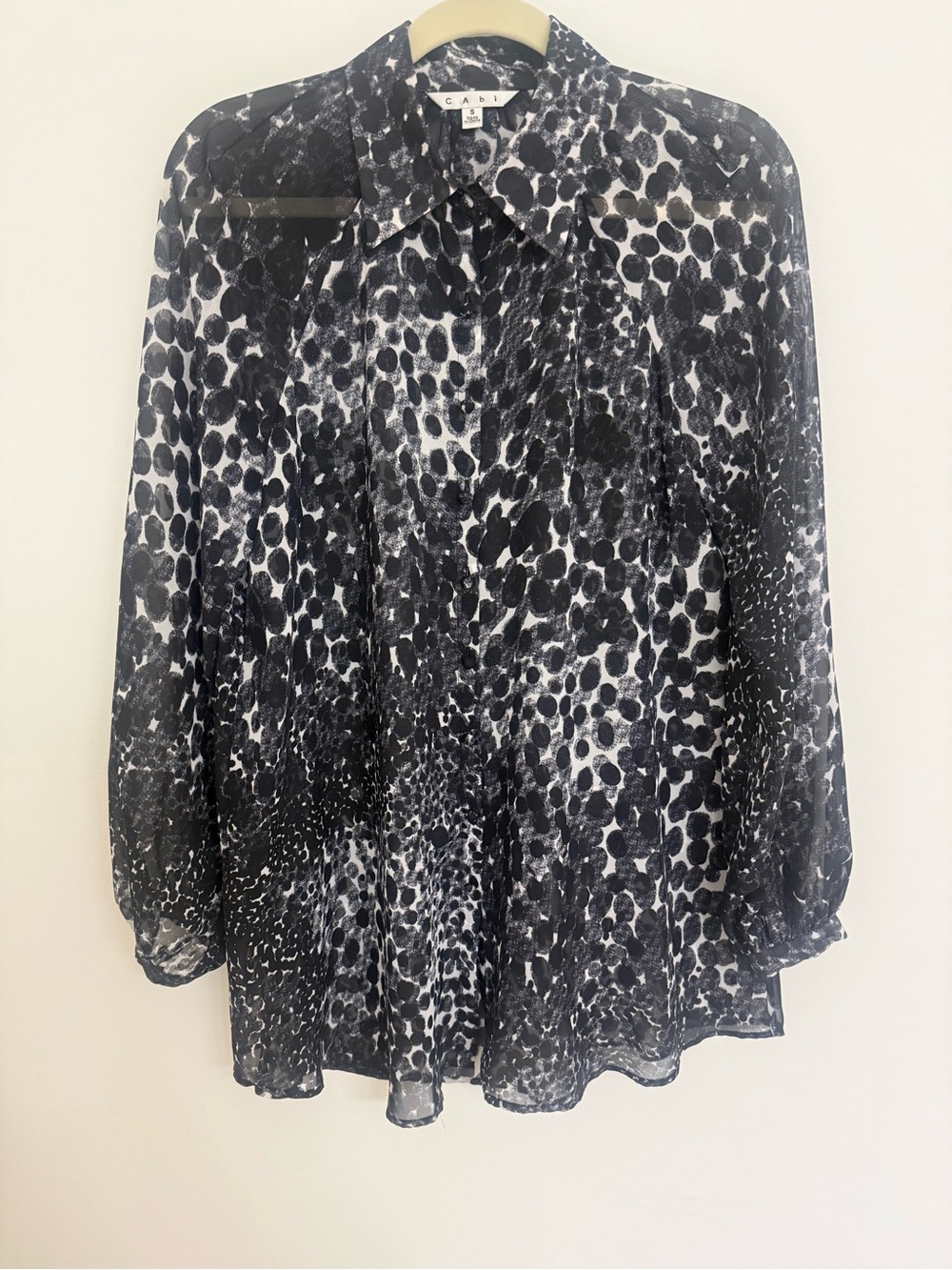 CAbi Black & White Printed button up blouse Women’s Size Small
